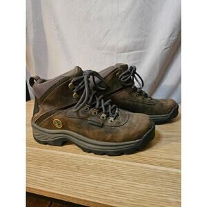Timberland Women’s Hiking Boots – Size 6.5